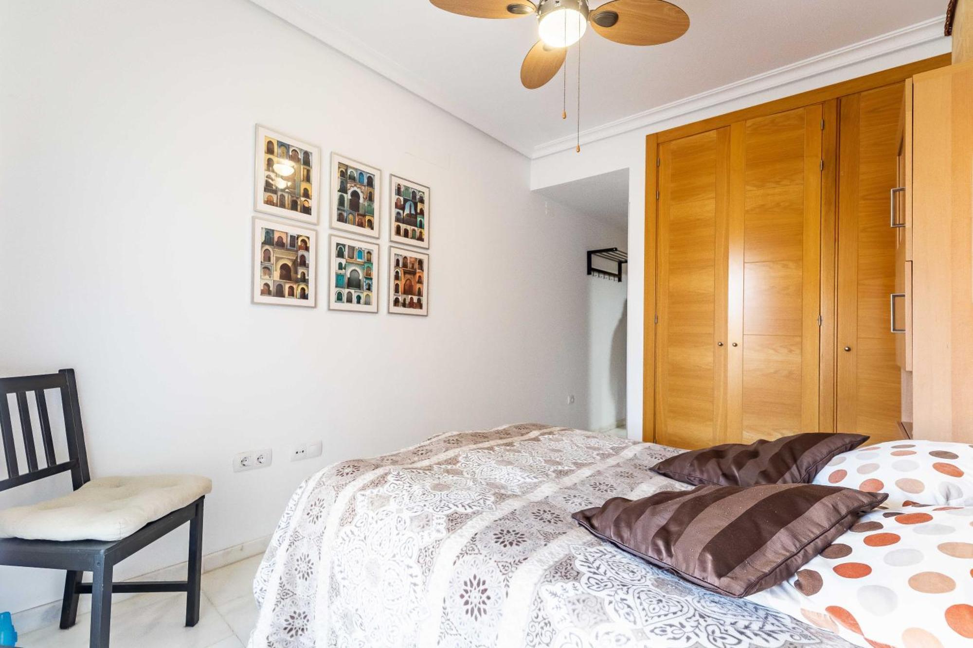 Con Amplia Terraza En Appartement Fuengirola